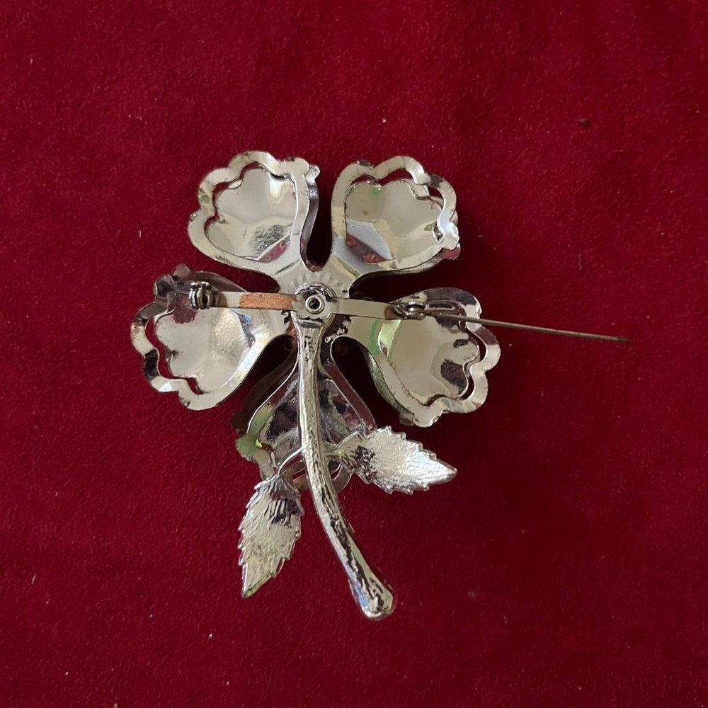 2 – Vintage Silver-Tone Floral Pins - Picture 7 of 8
